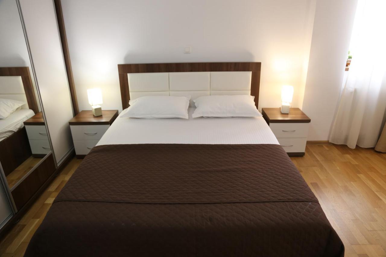 Anamaria Apartments Mamaia Nord ナボダリ エクステリア 写真